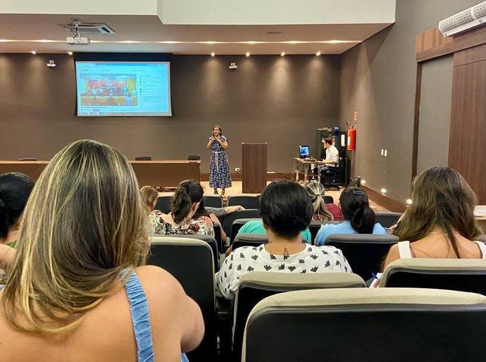 SES reúne 70 cirurgiões-dentistas em palestra sobre prevenção ao câncer de boca