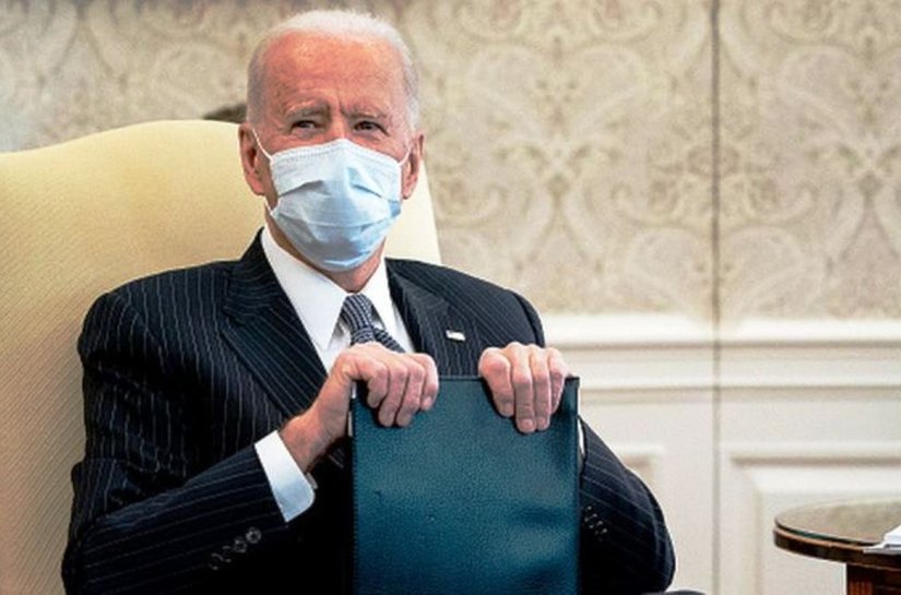 Biden recebe dossiê recomendando suspensão de acordos entre EUA e governo Bolsonaro