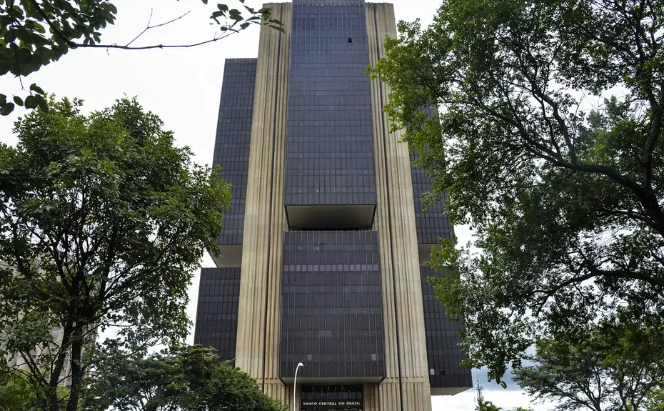 Banco Central reduz juros básicos para 14,5% ao ano