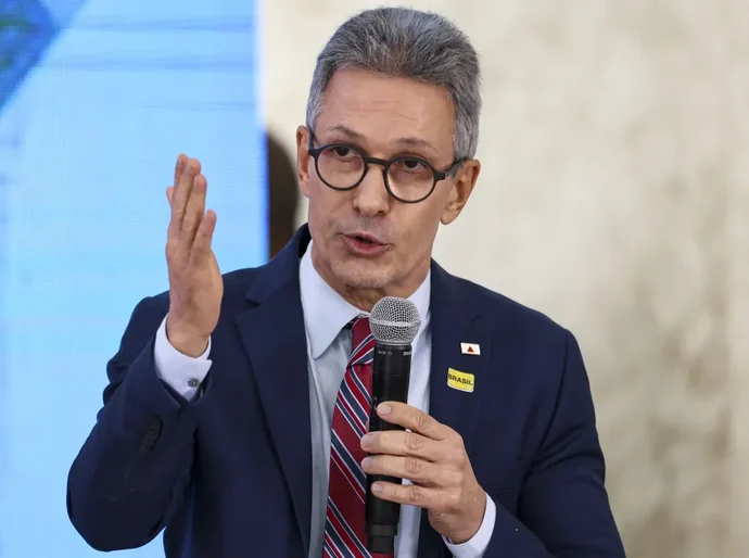 Zema elogia e cita Joaquim Barbosa como possível vice: 'Admiro muito'