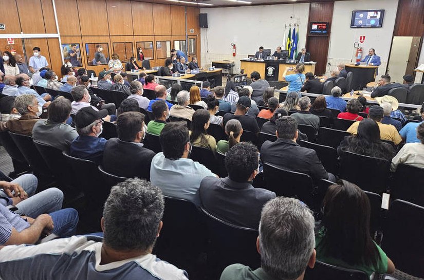 Sob pressão de ruralistas, vereadores de Cáceres, em MT, desistem de 'direitos da natureza' dados à cidade