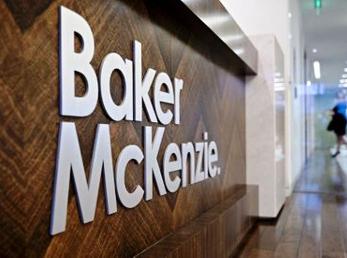 Como o maior escritório de advocacia dos EUA leva a riqueza global para paraísos fiscais