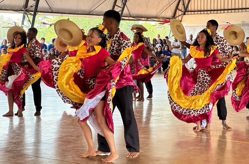 Feira em escola estadual quilombola valoriza cultura africana, educação inclusiva e promove igualdade racial