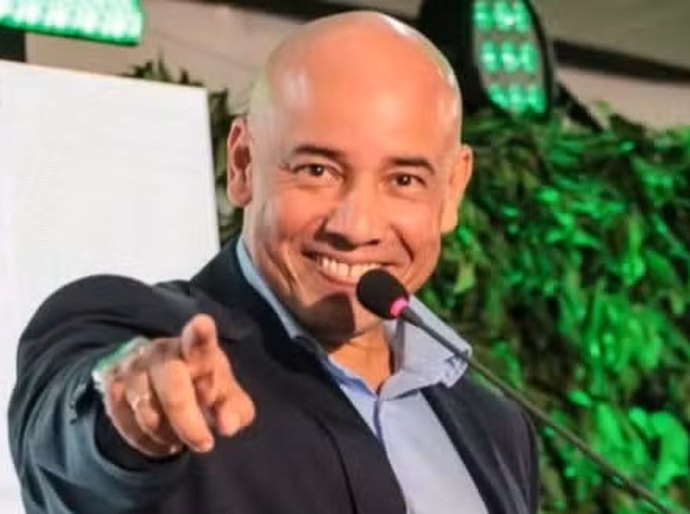 Indiciado por importunação sexual, secretário é exonerado e caso envolve servidoras em MT