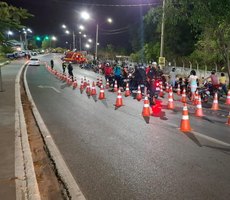 Operação Lei Seca fiscaliza 209 motocicletas, remove 48 e prende uma pessoa em Várzea Grande