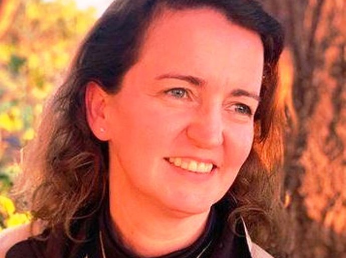 Prometer vacinação para dezembro ou janeiro 'não é realista', diz brasileira que integra comitê da OMS contra covid-19