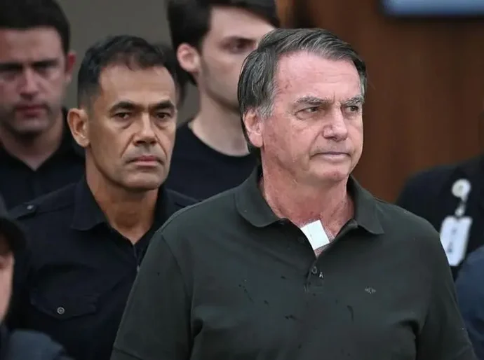 Bolsonaro é transferido para Papudinha por determinação de Moraes