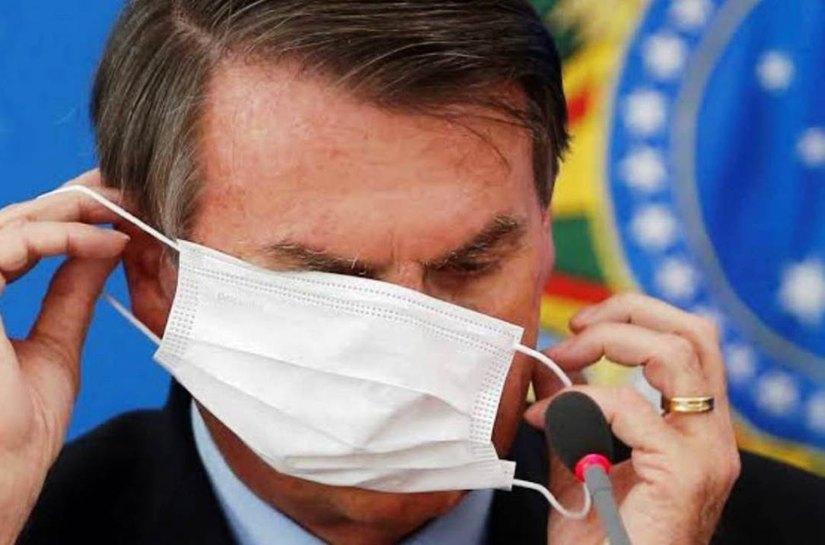 Covid: Bolsonaro veta prazo de cinco dias para Anvisa autorizar uso emergencial de vacinas