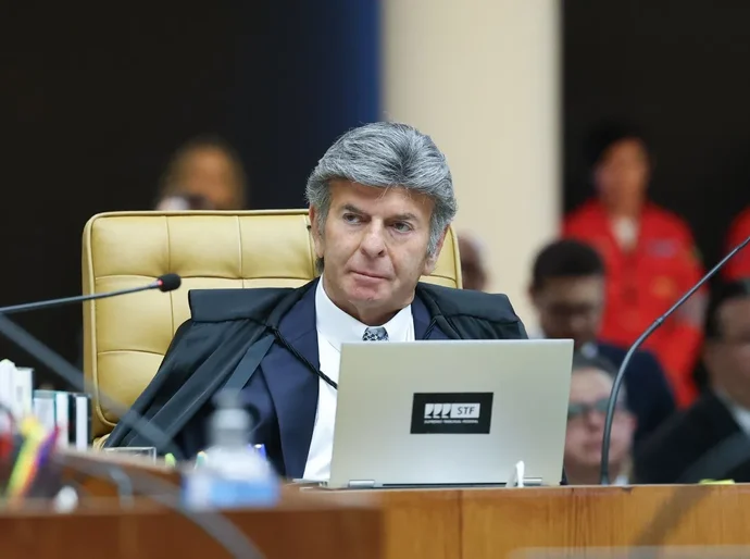 Fux não pedirá vista, mas divergirá de Moraes sobre Bolsonaro, dizem fontes
