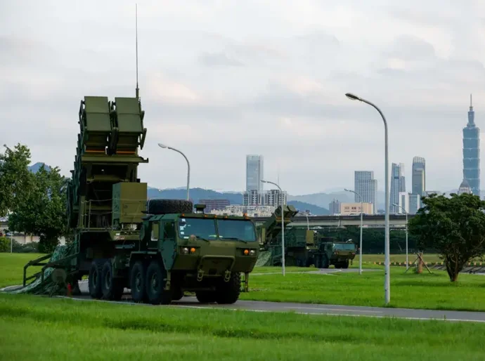 Sangue falso e atores 'feridos': como Taiwan se prepara com ensaios para um ataque da China