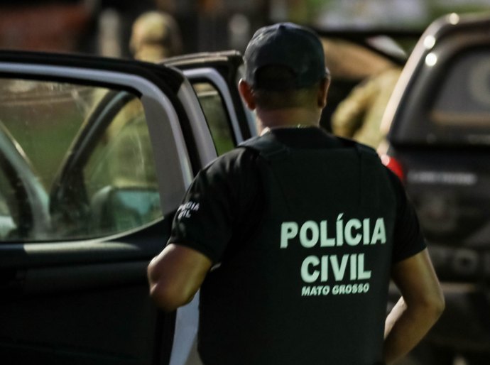 Pedreiro tarado é preso pela Polícia Civil após invadir residência e abusar sexualmente de adolescente em MT