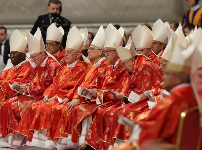 As divisões nos bastidores do Vaticano que podem ditar rumo do conclave