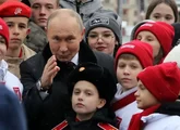 Por que Putin quer fomentar gravidez entre jovens, inclusive adolescentes