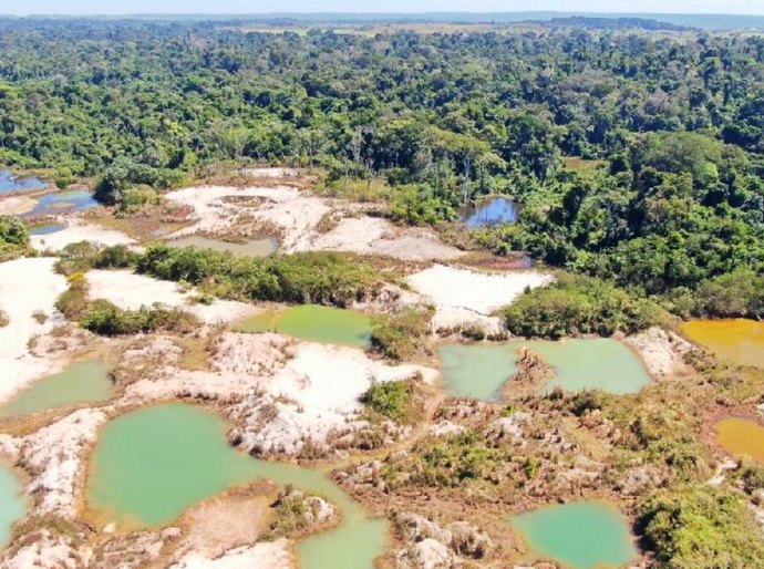 Garimpo ilegal entre as regiões de Carlinda e Alta Floresta é multado em R$ 400 mil