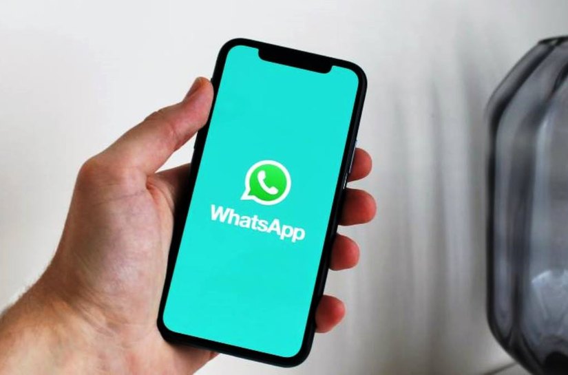 WhatsApp volta a funcionar após 7 horas fora do ar