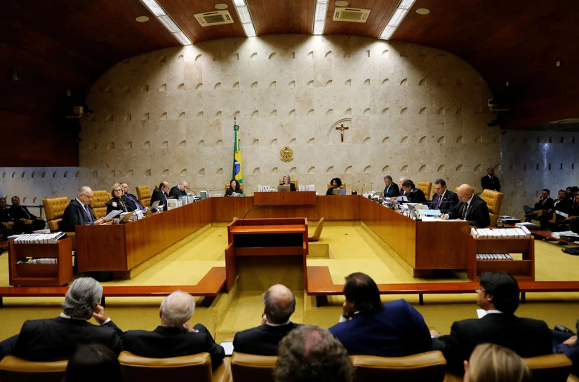 EUA cercam familiares para 'asfixiar' ministros do STF com Lei Magnitsky