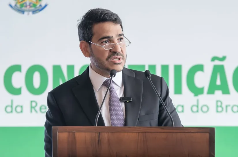 Senado fala em 'impeachment simbólico' de Messias e sabatina só em 2026