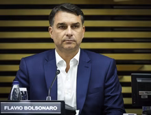PF investiga empréstimo do BRB a Flávio Bolsonaro para compra de uma mansão avaliada em R$ 6 milhões