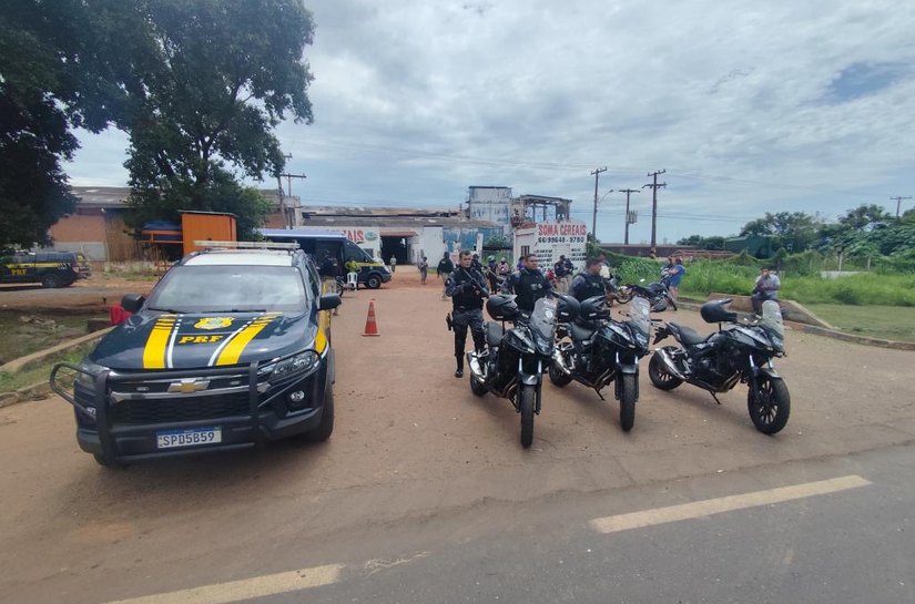 PM e PRF recolhem 25 motocicletas irregulares em Rondonópolis, MT