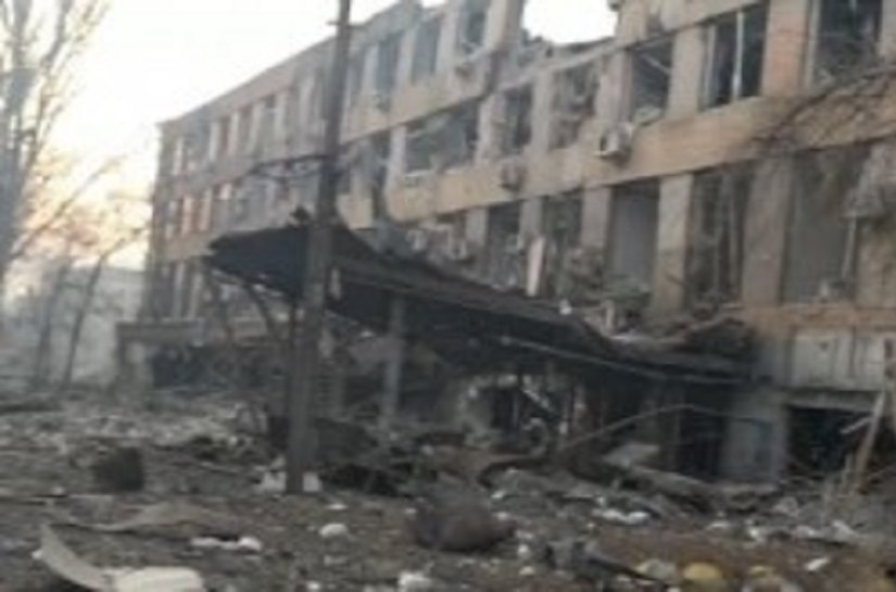 Reunião entre chanceleres não tem avanço por cessar-fogo de 24 horas; Mariupol tem batalhas