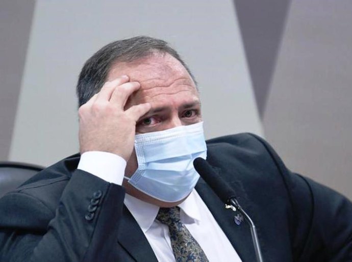 Advogado de Pazuello recorre ao STF contra quebra de sigilo