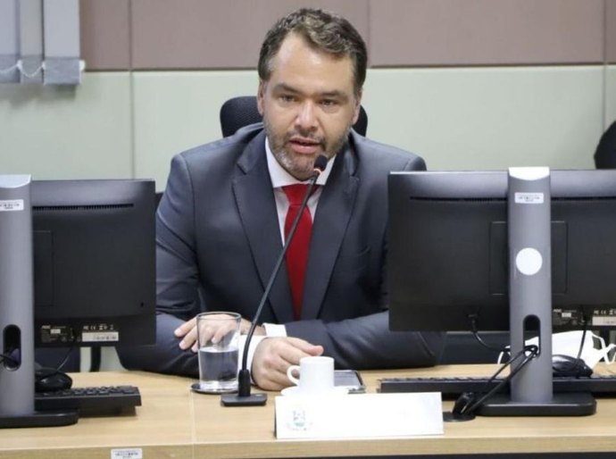 Governador nomeia promotor Rodrigo Fonseca para a 'chefia' do Ministério Público em MT