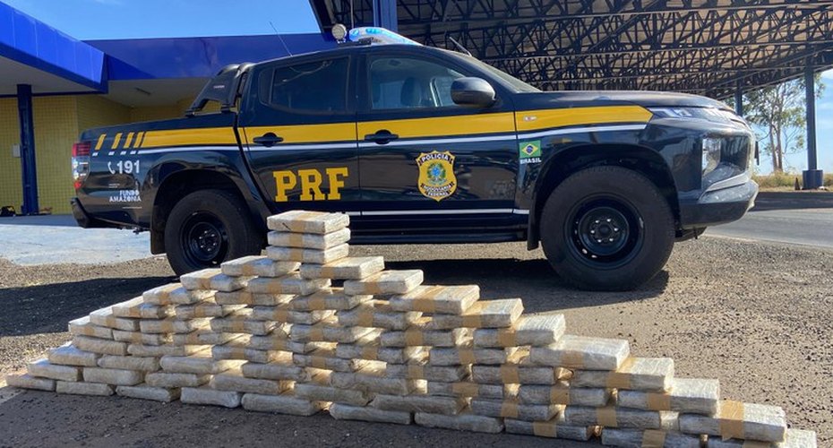 PRF prende motorista com 67 kg de Skunk em Alto Garças,MT