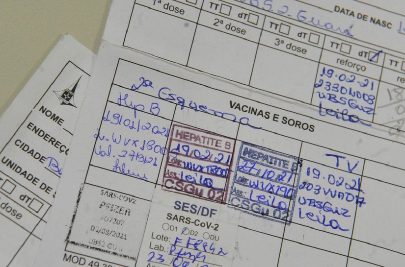 Intervalo da 3ª dose da vacina contra covid-19 será de quatro meses