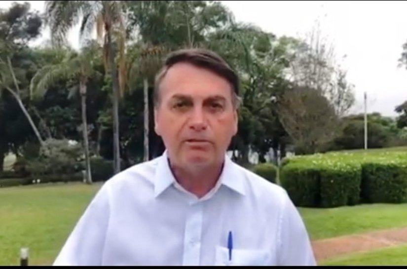 Bolsonaro defende reabertura do comércio 'com responsabilidade'