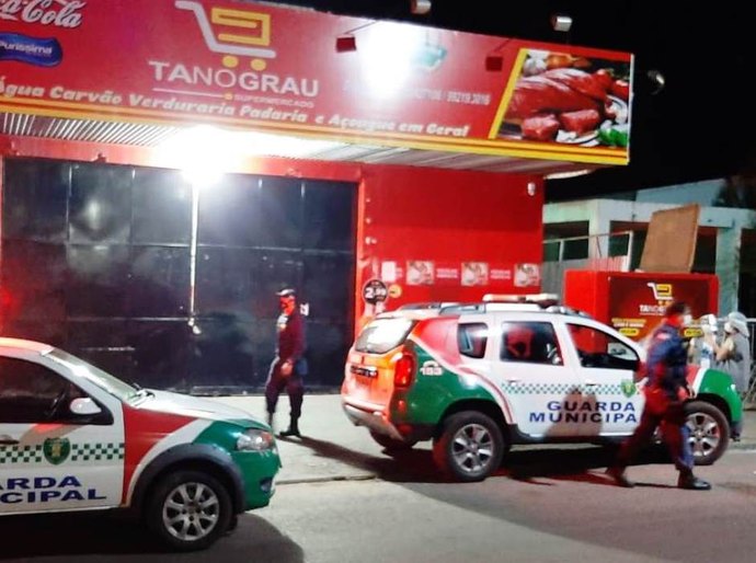 Guarda Municipal de VG prende proprietário de distribuidora que rompeu lacre e desrespeitou fechamento