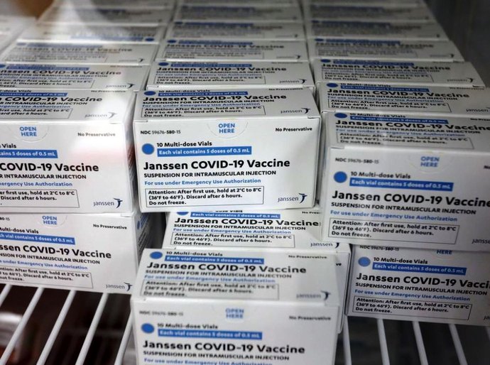 Mais 942 mil doses da vacina da Janssem chegam ao Brasil