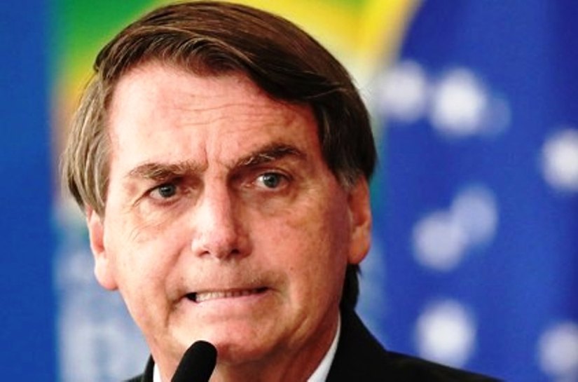 Após TSE abrir inquérito sobre ameaças às eleições, Bolsonaro volta a fazer ataques ao ministro Barroso