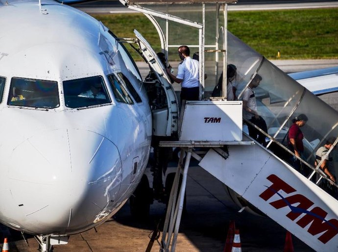 Procon/MT autua companhia aérea Latam em mais de R$ 3 mi por descumprir direito de consumidor com autismo