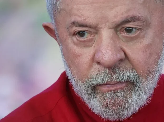 Lula sinaliza frustração com postura de Hugo no comando da Câmara