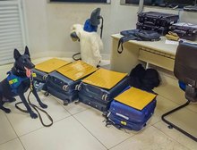 PRF apreende mais de 21 kg de cocaína em três ocorrências durante fiscalizações na BR-364 em Mato Grosso