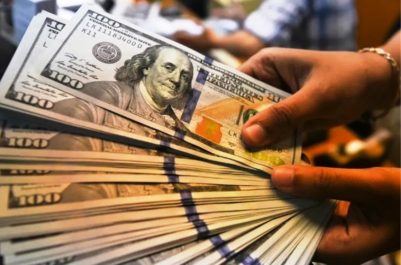 Dólar volta a cair e ronda R$ 5,10, após maior recuo diário desde 2018 na véspera