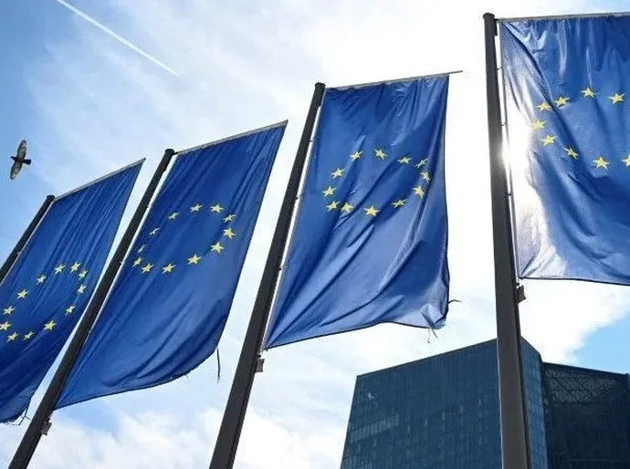 Tarifaço: UE suspenderá medidas de retaliação contra os EUA por 6 meses