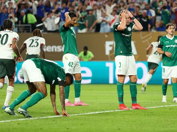 Weverton falha, Palmeiras perde para Chelsea e dá adeus ao Mundial