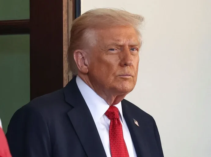 Trump diz que Amazônia foi destruída para construção de estrada