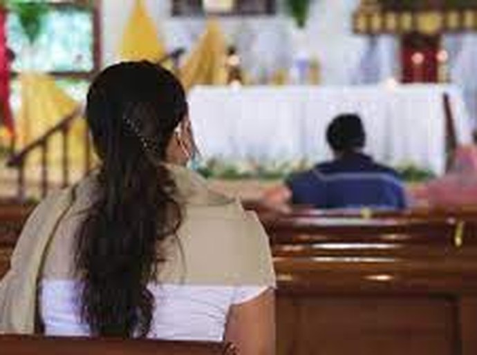 Lula sanciona lei que veta existência de vínculo empregatício entre igrejas e religiosos