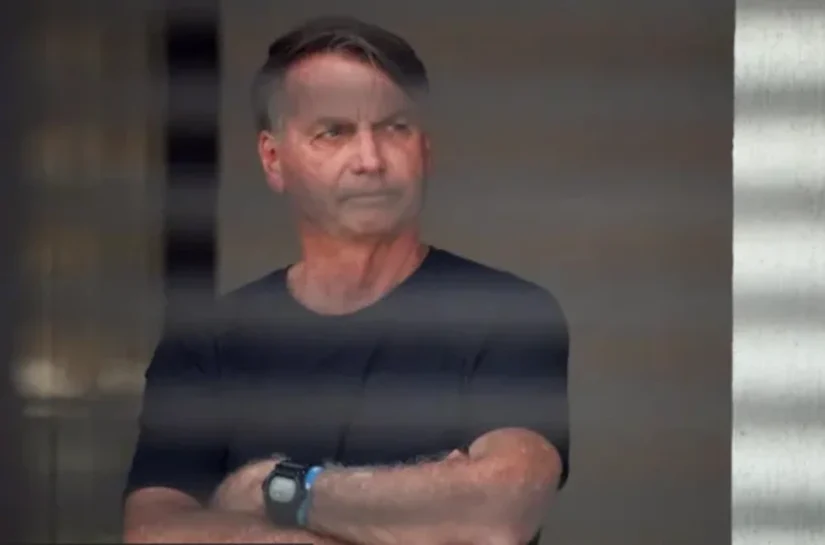 Cirurgia de Bolsonaro: três pontos sobre oitava cirurgia do ex-presidente desde facada