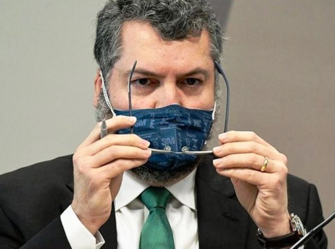 CPI da Covid: Ernesto Araújo nega que Brasil tenha tido atritos com a China