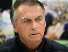 Moraes nega domiciliar e mantém Bolsonaro preso na PF