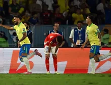 Brasil ofensivo de Ancelotti domina o Chile e vence com brilho de reservas