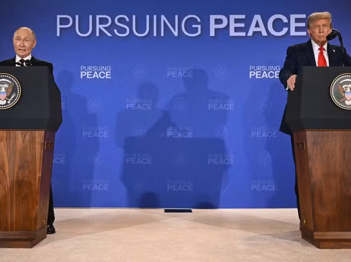 'Equilíbrio justo de segurança na Europa' e 'grande progresso' nas negociações: veja os principais recados de Putin e Trump no Alasca