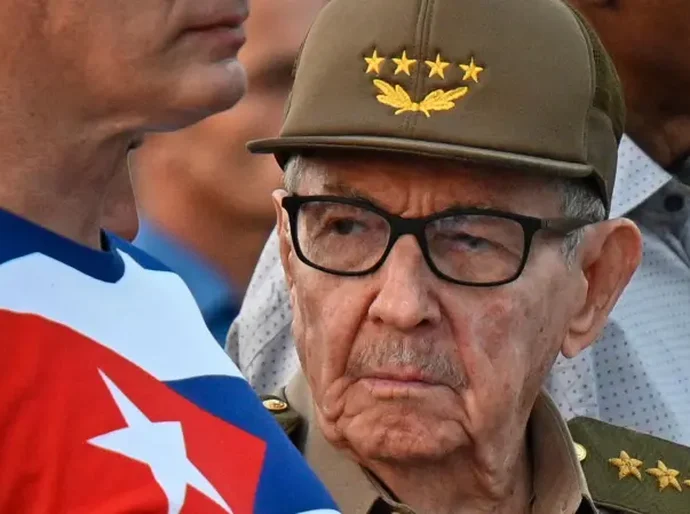 'Ameaça à segurança nacional', drones, Raúl Castro indiciado: os sinais de que Cuba está na mira dos Estados Unidos