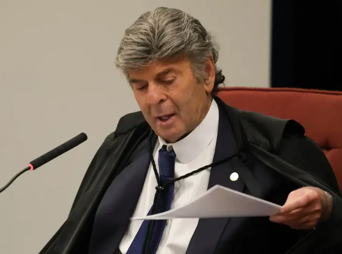 AO VIVO: STF retoma julgamento de Bolsonaro após intervalo; Fux prossegue voto