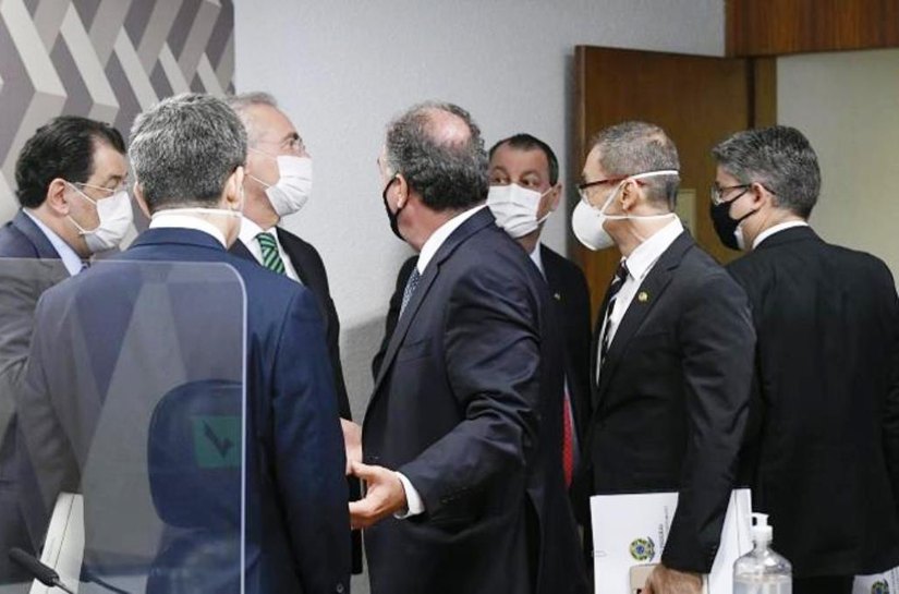 CPI da Covid ao vivo: Advogado da Precisa que tratou da Covaxin depõe