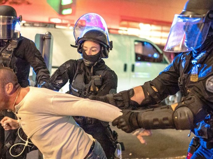 Um morto a tiros em Portland após confrontos entre seguidores de Trump e do Black Lives Matter