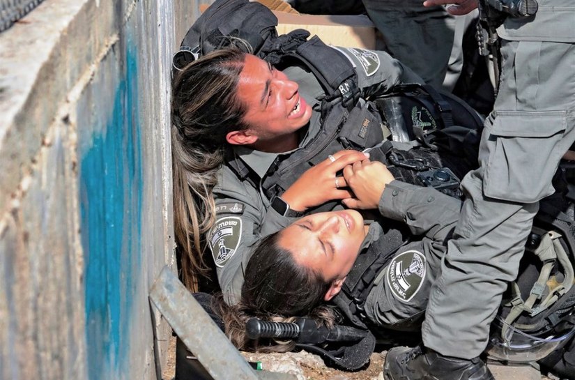 Ataque com carro deixa um morto e vários feridos em bairro que originou novos conflitos entre Israel e Palestina